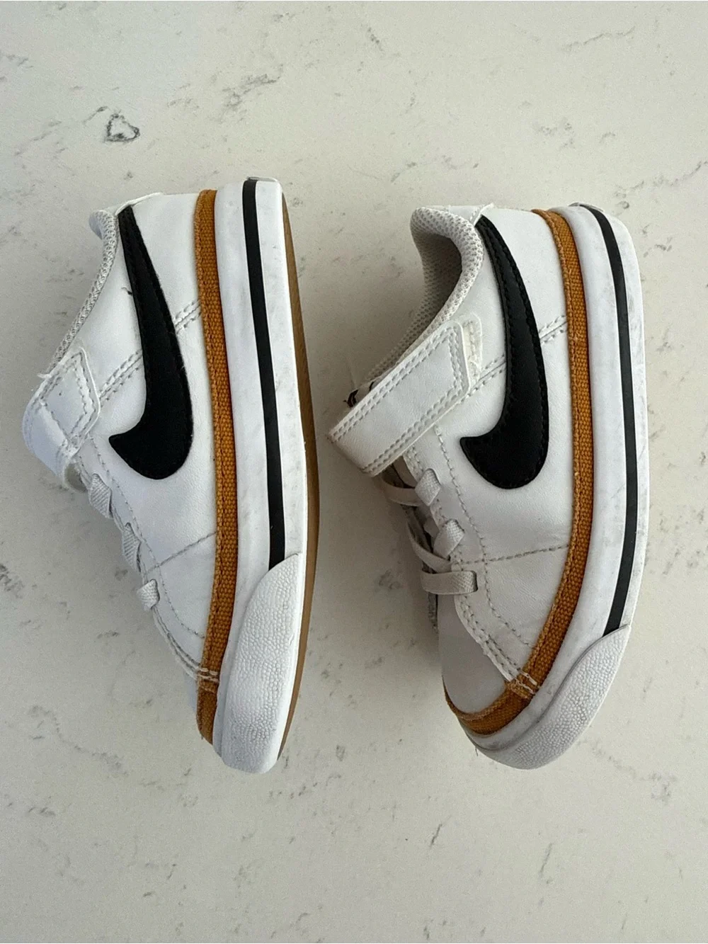 Nike Kids White and Brown Low-Top Sneakers with Velcro